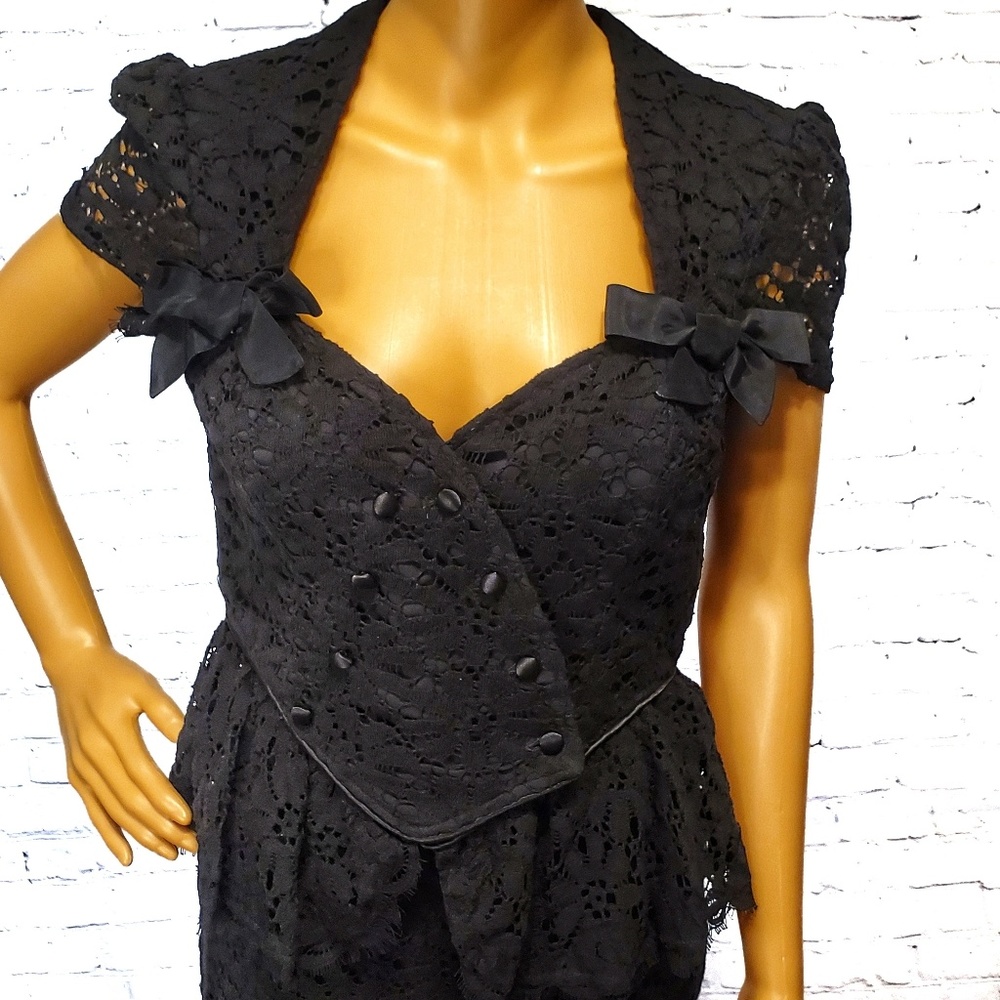 Betsey Johnson Structured Black Lace Skirt Set - Picture 2 of 7
